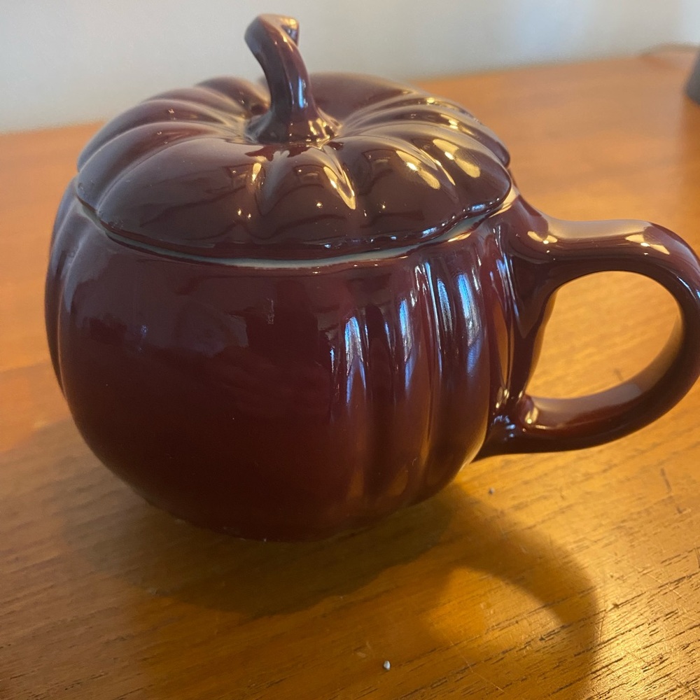 Le Creuset Pumpkin Mug with Lid - Rhône - Picture 3 of 9